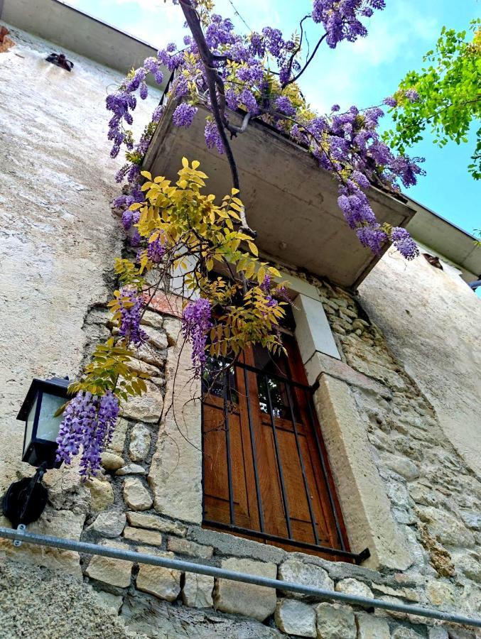 Гостевой дом Ai Limiti • 67 • Stonehouse Palombaro Экстерьер фото
