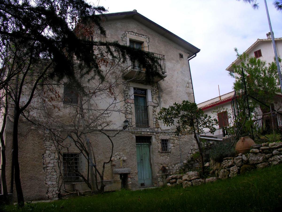 Гостевой дом Ai Limiti • 67 • Stonehouse Palombaro Экстерьер фото